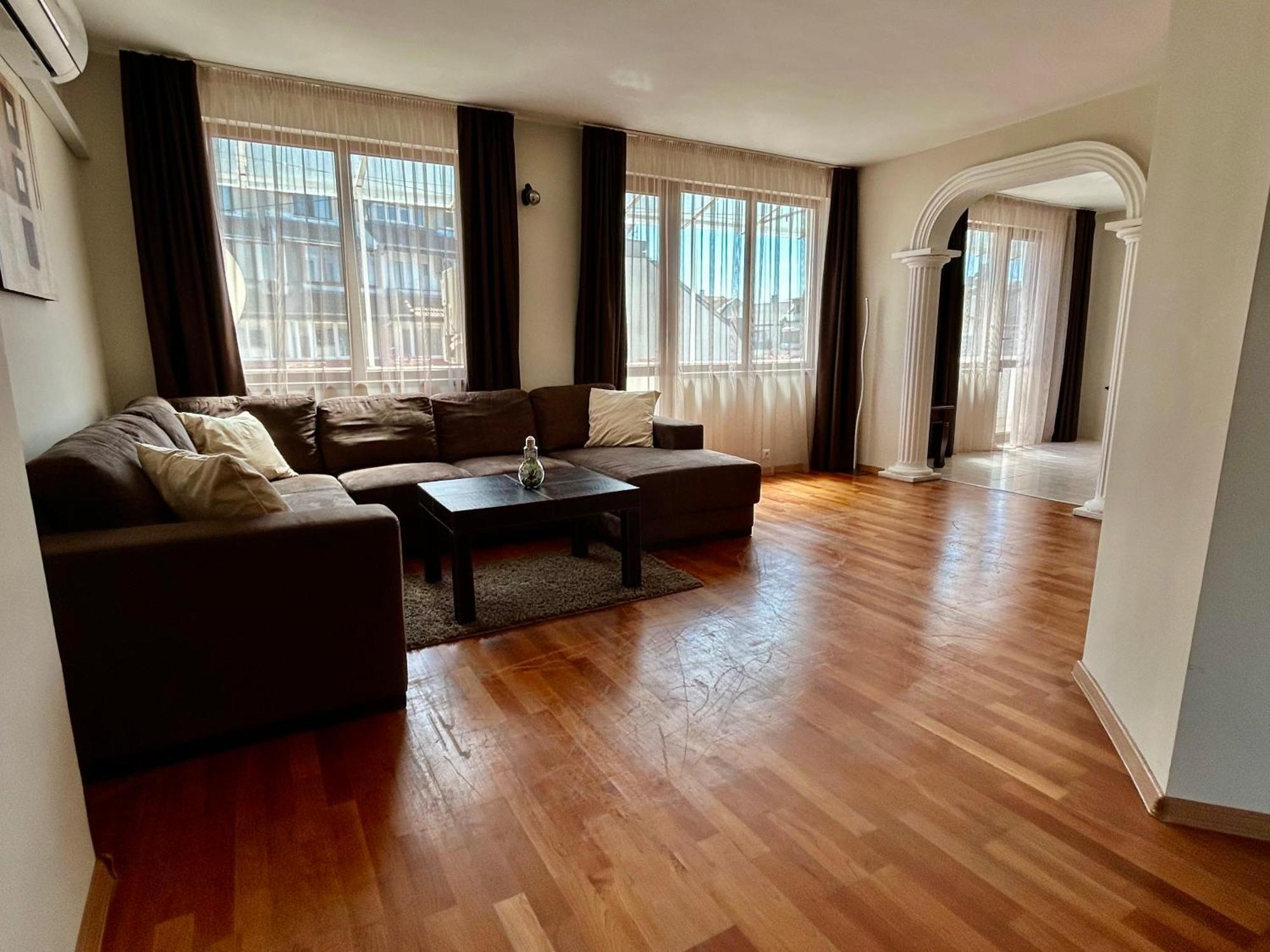Fenix 2 Bedroom Apartment Varna Center Экстерьер фото