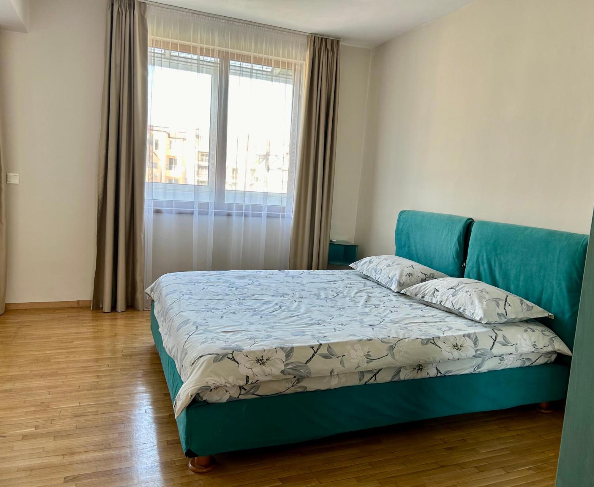 Fenix 2 Bedroom Apartment Varna Center Экстерьер фото